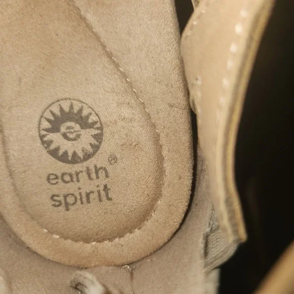 Earth Spirit "Meaghan" Gladiator Wedge Sandals - Boho Laser Cut - Size 8.5 NWOB - Picture 11 of 11